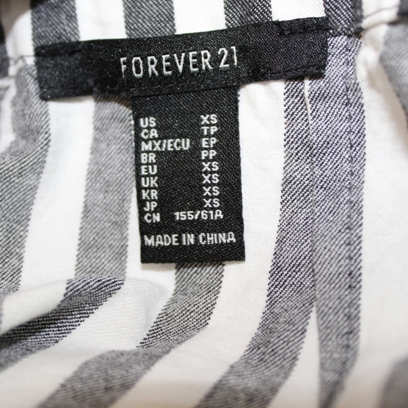 Forever 21 striped mini skirt - Picture 2 of 3